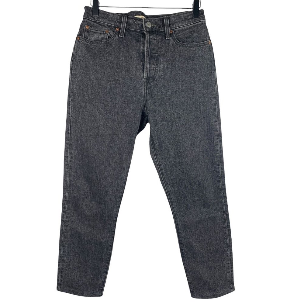 Levi's Women's Wedgie Icon Fit Button Fly Crop Jean in Bite My Dust Grey Size 26